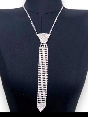 Crystal Necktie Necklace - Silver Rhinestone special occasions NWOT